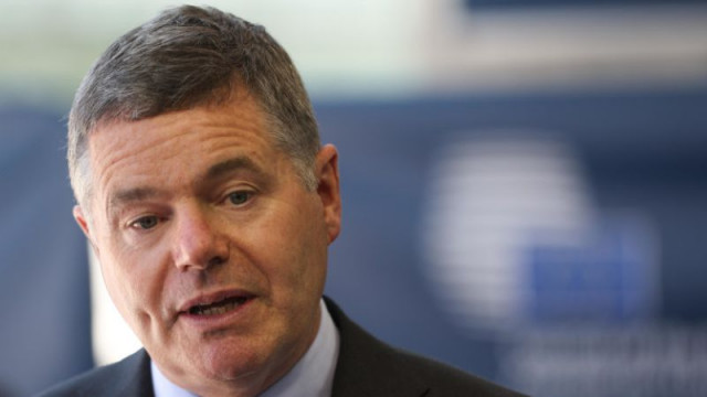 Ирландският министър на финансите Пашал Донахю подаде оставка с незабавен ефект